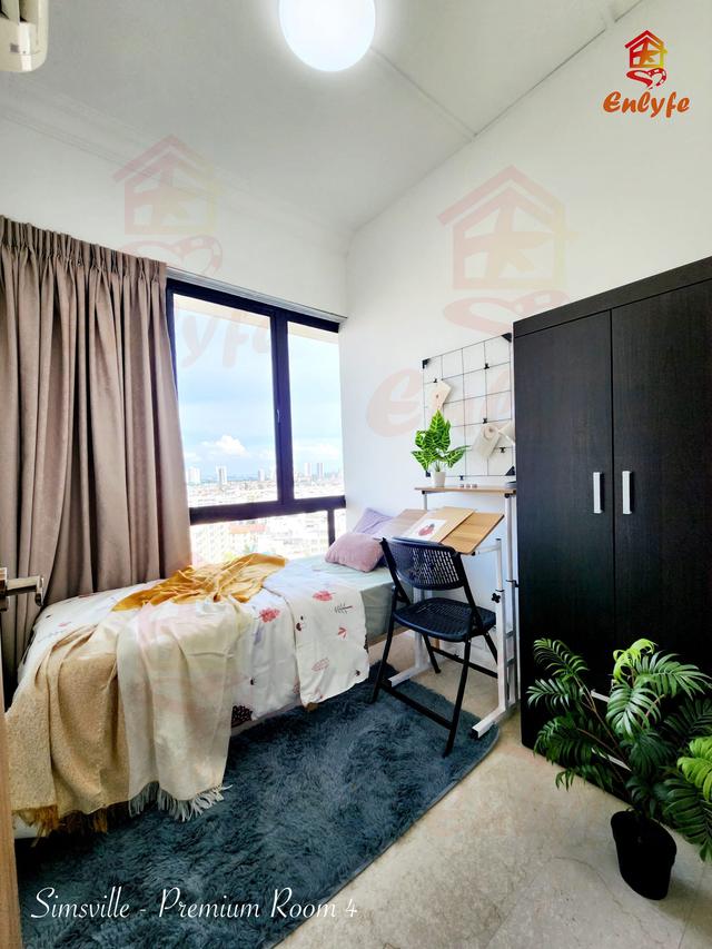Simsville Room 4