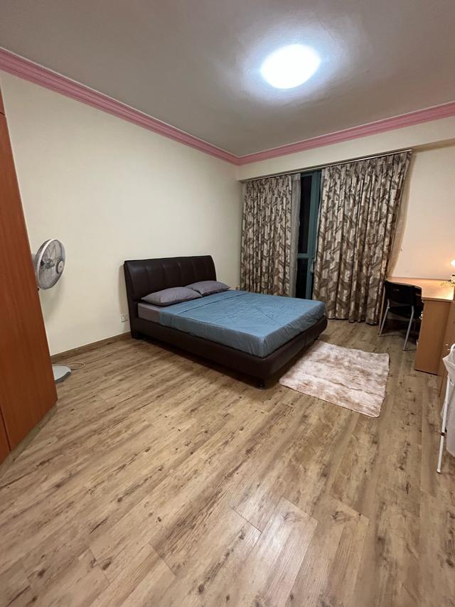 Resort-style condo with pool, gym, tennis courts, and 24/7 security. Walk to Yew Tee MRT, malls, and amenities. Spacious units in a green, family-friendly setting—ideal for expats seeking comfort and convenience.